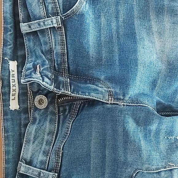 Ladies Jean's - Picture 2 of 2